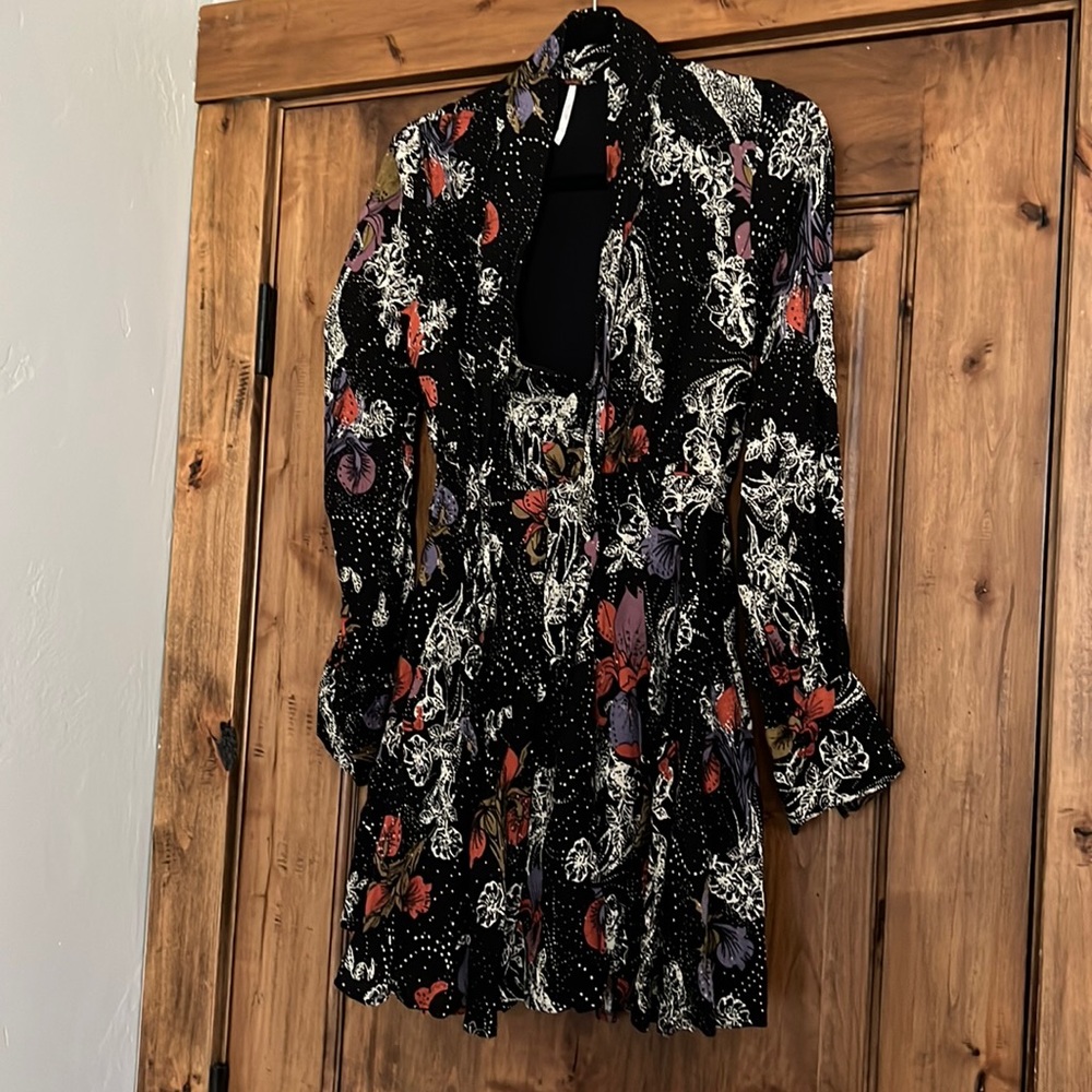 Free people neck tie long sleeve dress size 4